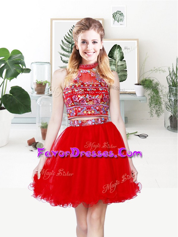  Red Halter Top Neckline Embroidery Prom Dress Sleeveless Zipper