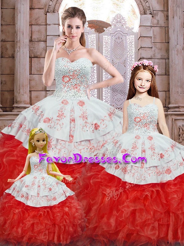  Sleeveless Organza Floor Length Lace Up Vestidos de Quinceanera in White And Red with Beading and Appliques and Ruffles