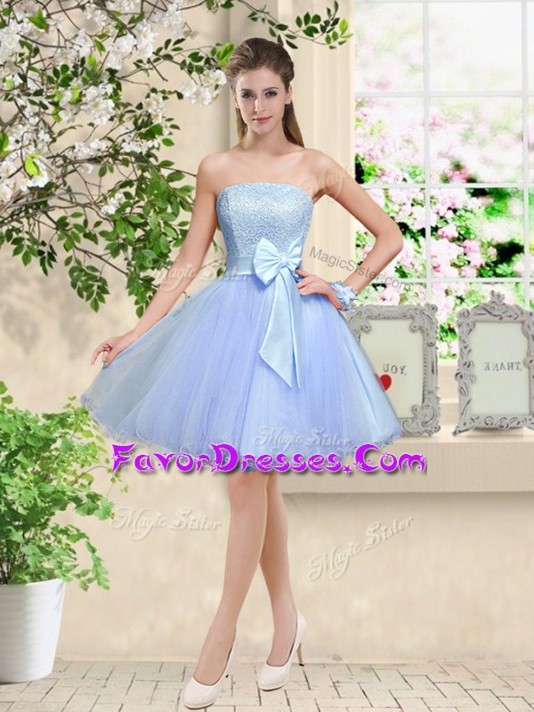  Knee Length Lavender Bridesmaid Dress Organza Sleeveless Lace and Belt