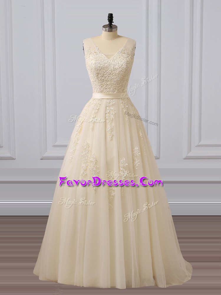  Sleeveless Brush Train Lace and Appliques Lace Up 
