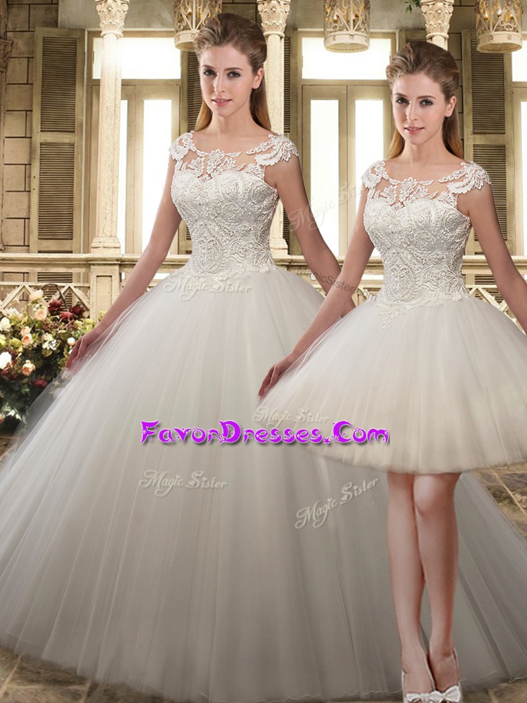 Sumptuous White Ball Gowns Appliques Wedding Gown Zipper Tulle Short Sleeves