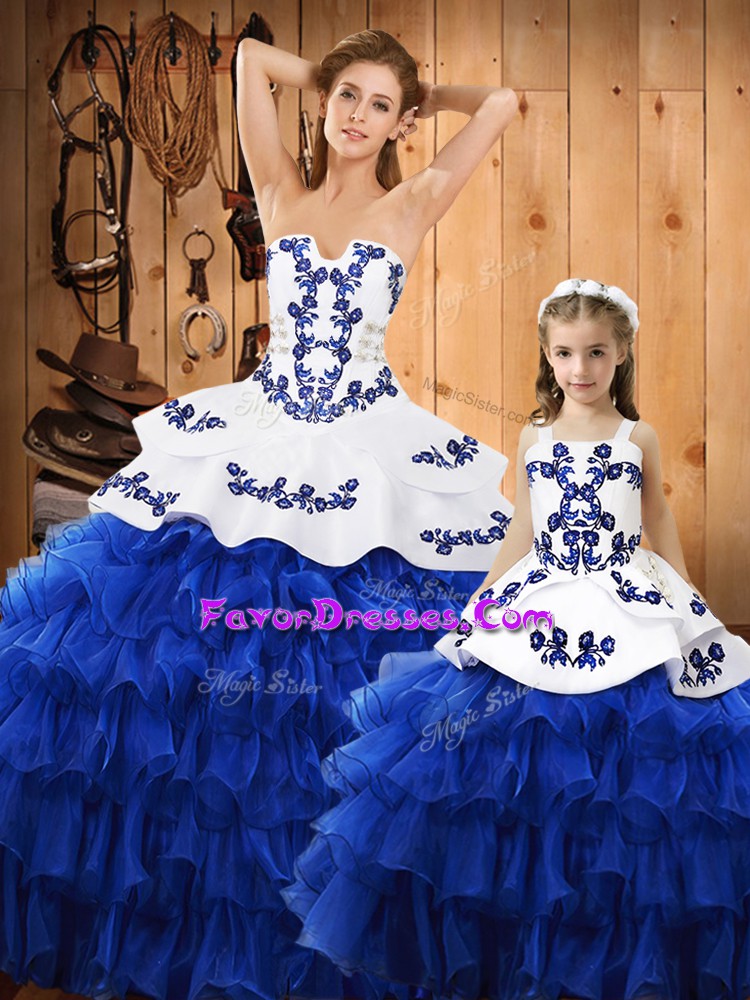  Sweetheart Sleeveless Satin and Organza Quinceanera Gowns Embroidery and Ruffled Layers Lace Up