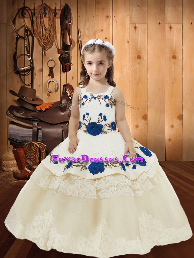 Latest Sleeveless Floor Length Lace and Embroidery Lace Up Pageant Dress for Teens with White