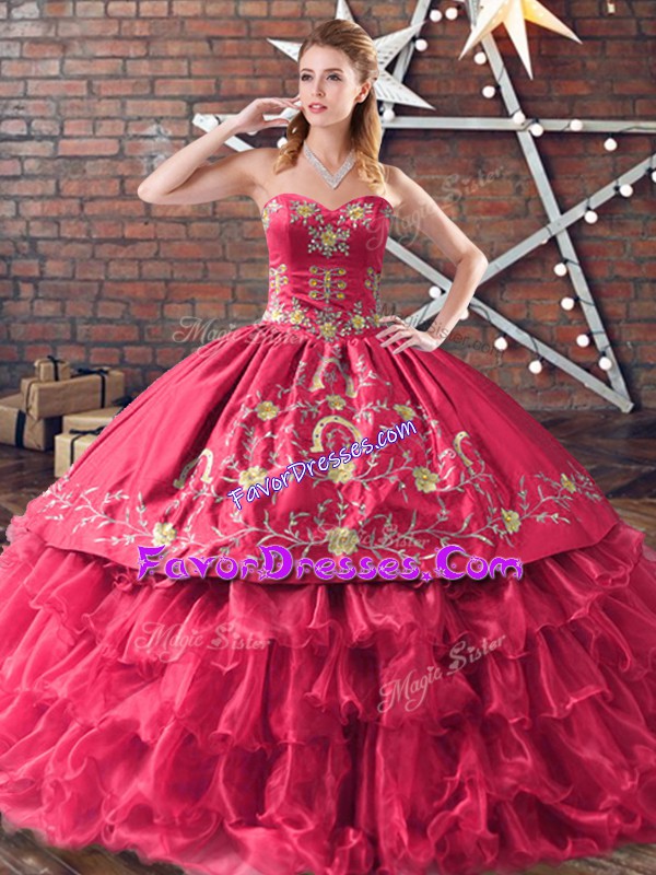  Red Sweetheart Lace Up Embroidery and Ruffled Layers Quinceanera Gowns Sleeveless
