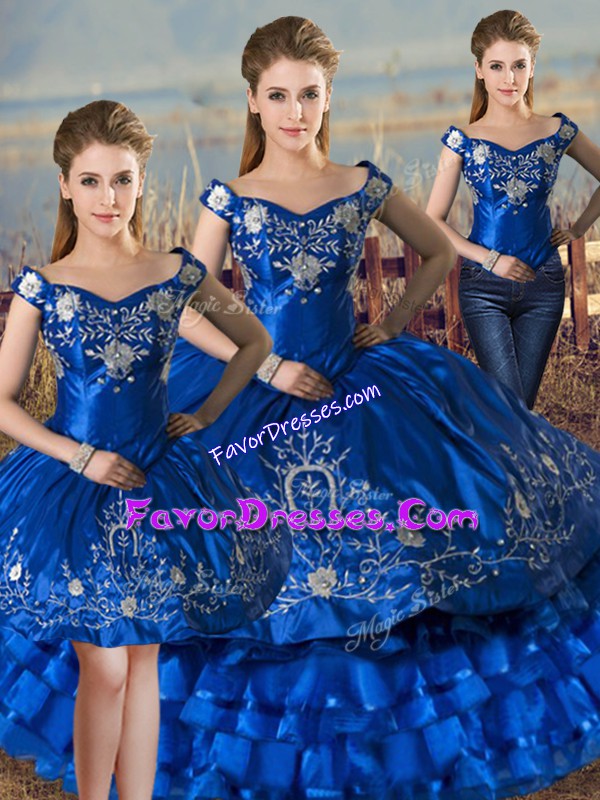 Top Selling Off The Shoulder Sleeveless Lace Up Ball Gown Prom Dress Royal Blue Satin and Organza