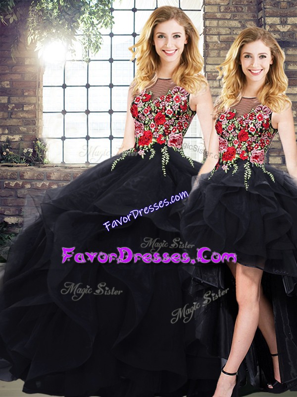 Enchanting Floor Length Lace Up Quince Ball Gowns Black for Sweet 16 and Quinceanera with Beading and Embroidery