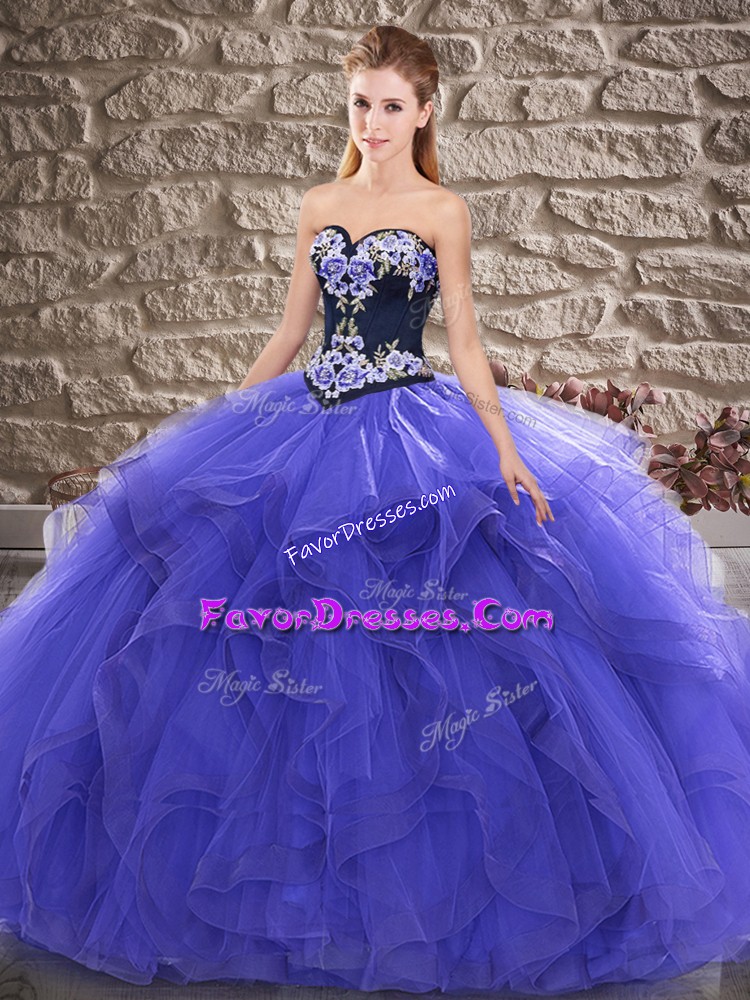  Sweetheart Sleeveless Tulle Quince Ball Gowns Beading and Embroidery Lace Up