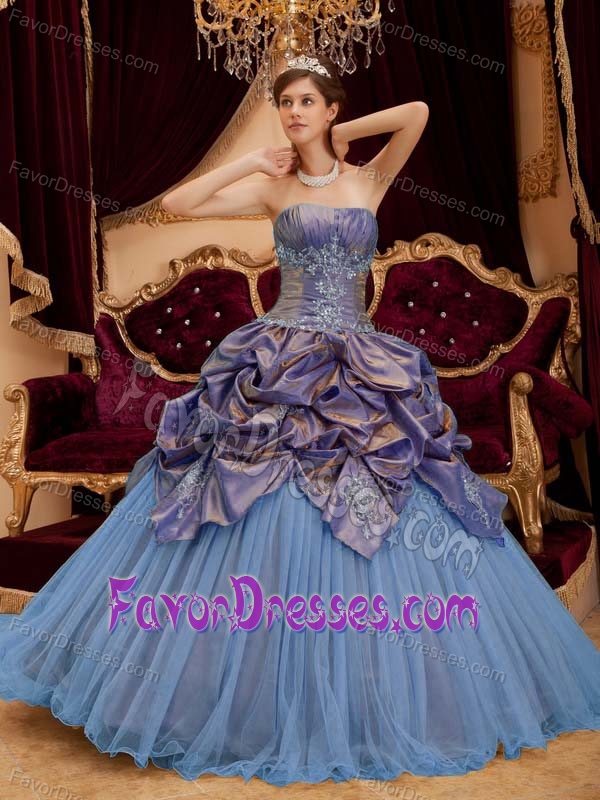 Appliqued Quinceanera Gown Dresses with Pick-ups and Pleats for Fall