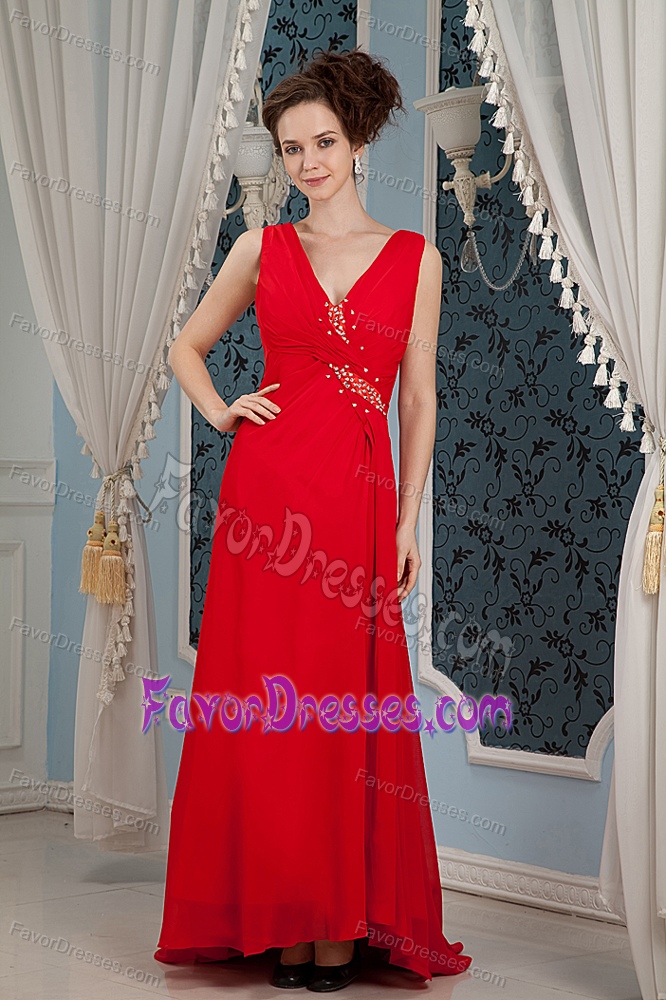 Sexy Red V-neck Prom Court Dresses with Beading and Ruching
