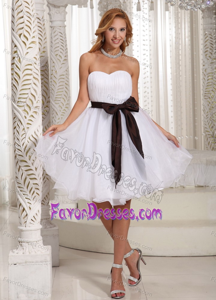 Beautiful Ruched Knee-length Organza Graduation Ceremony Dress with Sash