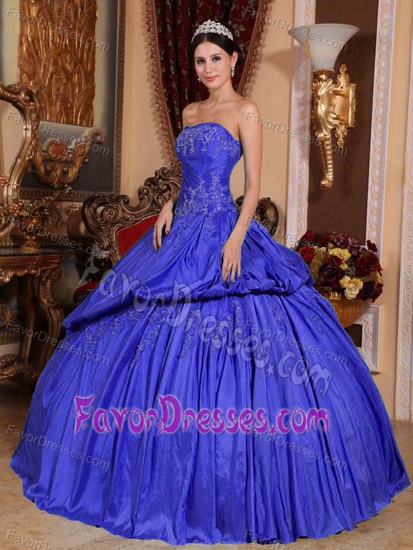 Classic Ball Gown Strapless Taffeta Beading Quinceaneras Dresses in Blue