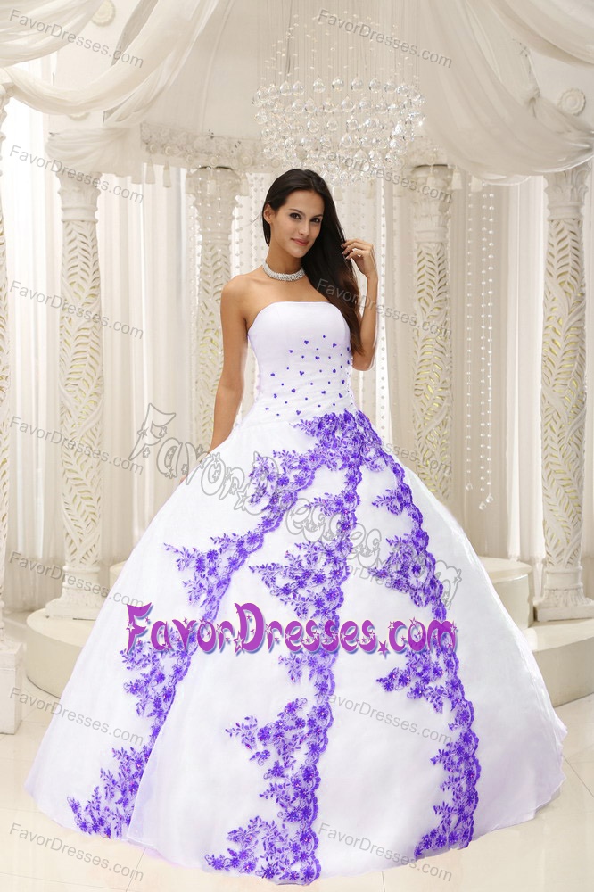 Uptown Embroidery White Strapless Quince Dress in Taffeta and Organza