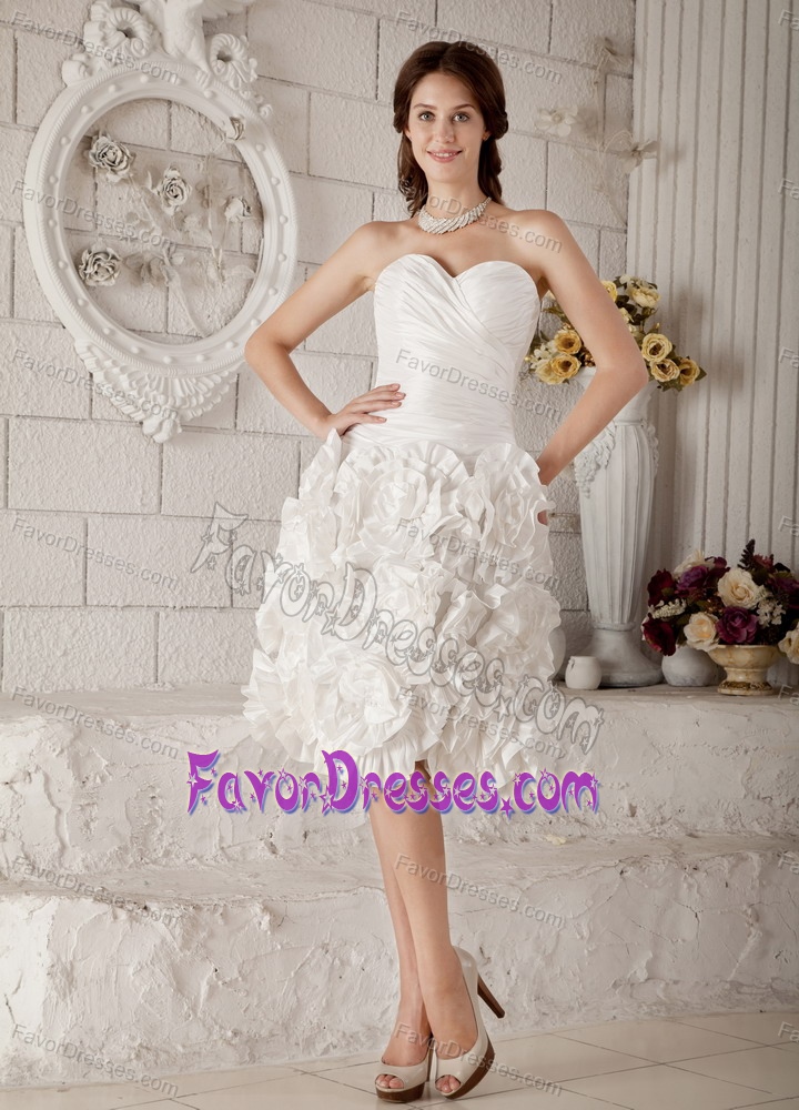 Top Sweetheart Knee-length Wedding Gowns in Fabric with Rolling Flowers