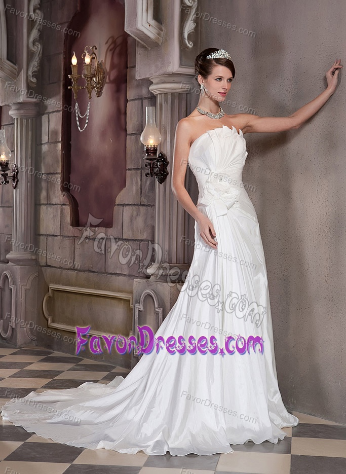 Strapless Taffeta Wedding Gowns with Court Train and Hand Made Flower