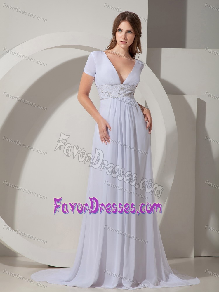 Plunging Chiffon Mother Dresses for Church Wedding in Ivory with Short Sleeves