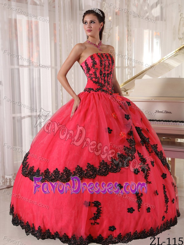 Appliqued and Beaded Quinceanera Gown Dress in Taffeta and Organza