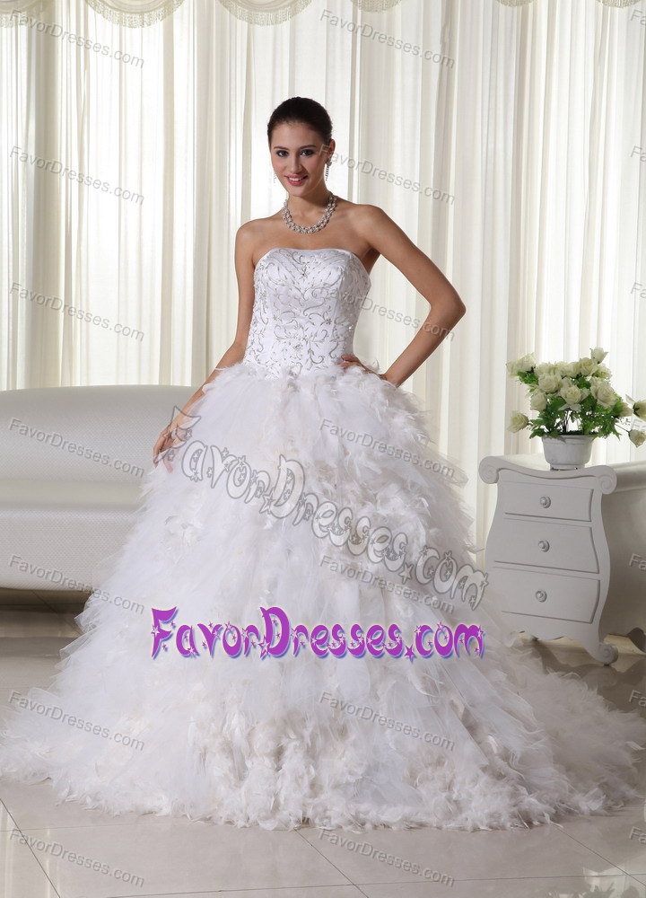 Fashionable Strapless Chapel Train Satin and Organza Wedding Bridal Gown