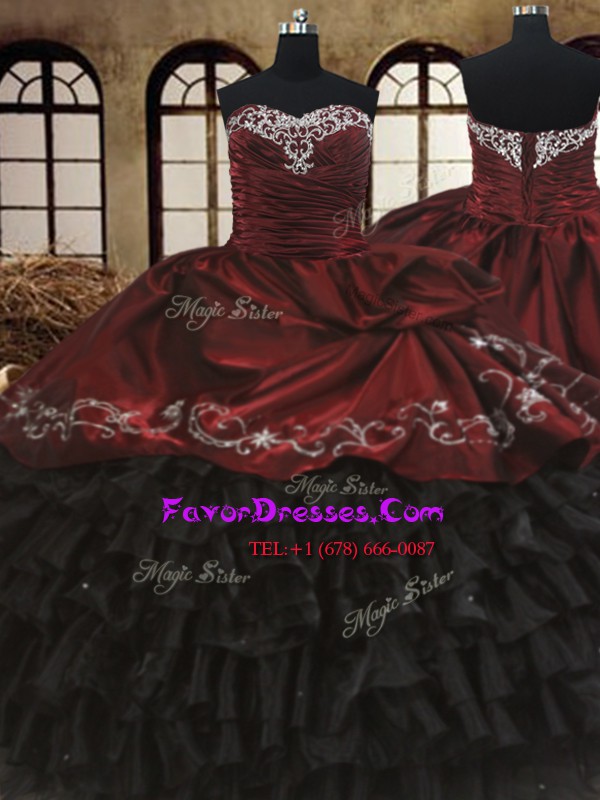Modern Floor Length Lace Up Vestidos de Quinceanera Red And Black for Military Ball and Sweet 16 and Quinceanera with Beading and Embroidery and Ruffled Layers