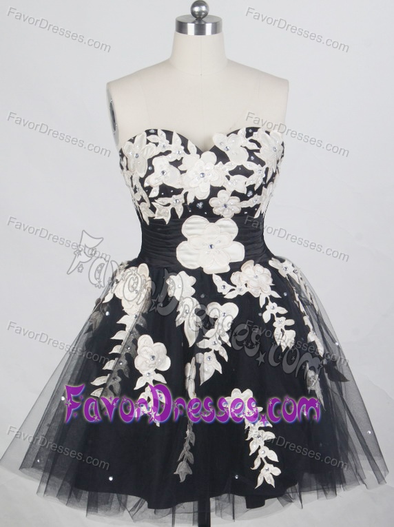 Sweetheart Black 2014 Prom Dress for Girls with White Appliques in Mini-length