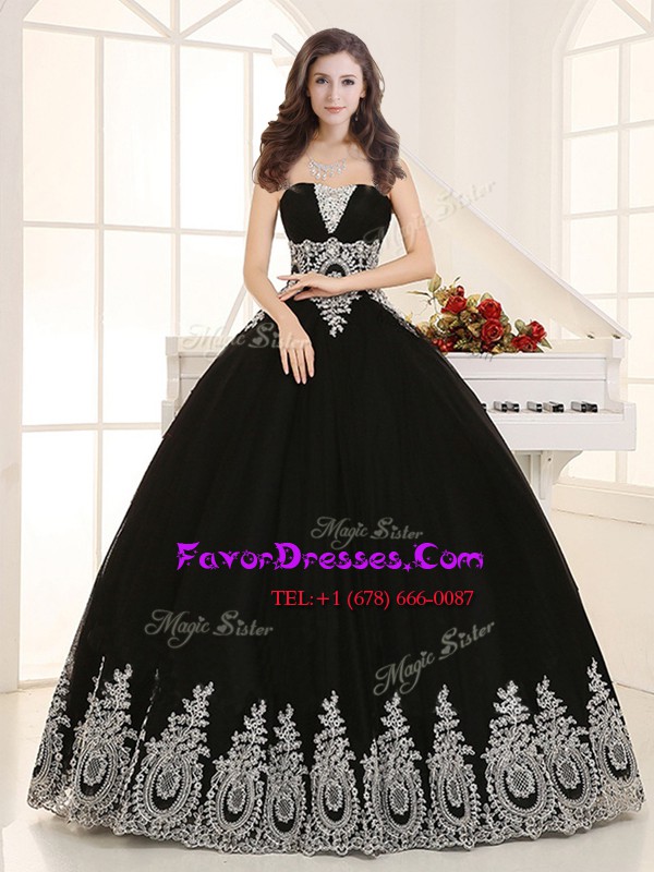 Discount Black Tulle Lace Up Sweetheart Sleeveless Floor Length Quinceanera Gown Beading and Appliques