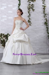 2015 Beautiful Strapless Beading Bridal Dress with Brush Train