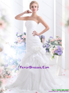 2015 Ruffles Strapless White Bridal Gowns with Hand Made Flower