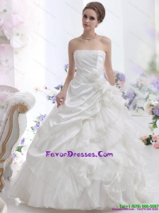 White Strapless Ruffles Fashionable Wedding Dresses with Chapel Train and Hand Made Flower