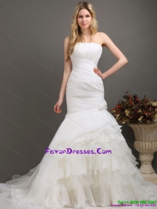 2015 Fashionable Strapless Wedding Dress with Ruching and Ruffles