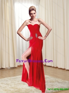 2015 Simple Red Sweetheart Sweep Train Modern Mother Dresses with Ruching and High Slit