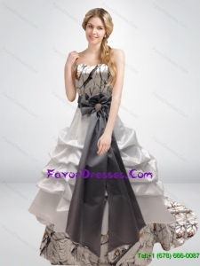 Beautiful Sweetheart Camo Wedding Dresses with Bowknot and Court Train