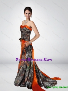 2015 Luxurious Column Strapless Camo Prom Dresses with Hand Made Flower