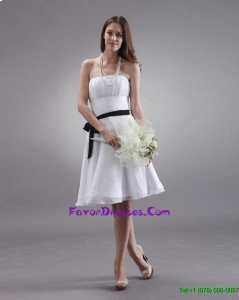 Latest Perfect White Strapless Sashes Prom Gowns with Knee Length
