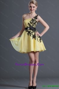 Cheap Luxurious Appliques and Belt Prom Dresses with One Shoulder