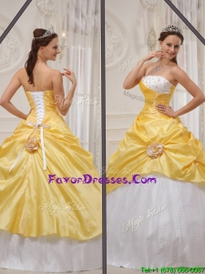 Modern 2016 Yellow Strapless Quinceanera Gowns with Beading