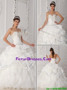 Exquisite White Sweetheart Quinceanera Gowns with Beading