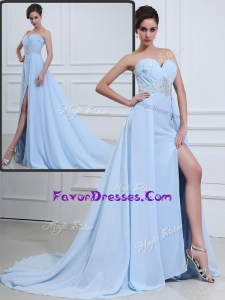 2016 Latest Brush Train Sweetheart Beading Prom Dresses in Light Blue