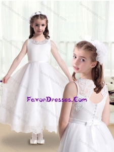Cheap Empire Scoop Flower Girl Dresses in White with Appliques