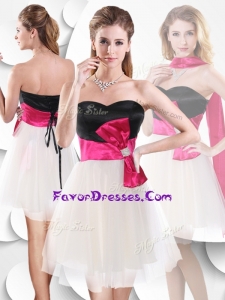 Cheap Short White and Black Bridesmaid Dress with Bowknot