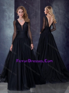 2016 Beautiful Deep V Neckline See Through Black Bridesmaid Dress with Brush Train