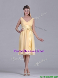 New Arrivals V Neck Bowknot Chiffon Short Mother Dress in Yellow