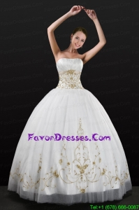White Strapless Gorgeous Quinceanera Dress with Beading and Embroidery