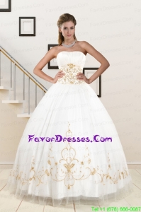 2015 Spring Pretty Beading Quinceanera Dresses in White