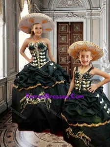 Classical Puffy Skirt Embroidered and Beaded Princesita Quinceanera Dresses in Taffeta