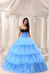 Memorable Aqua Blue Sweetheart Beaded Quinceanera Dress with Layers