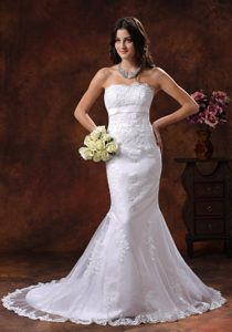 Strapless Mermaid Wedding Dress with Lace Over Decorate Shirt for 2013