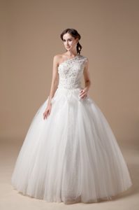 Best Ball Gown One Shoulder Satin And Tulle Wedding Dress with Appliques