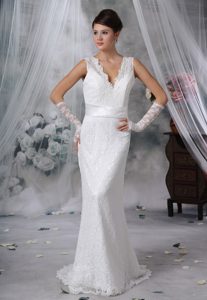 V-neck Wedding Dress with Lace Decorate Bodice and Sash
