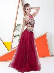 Burgundy Tulle Clasp Handle Halter Top Sleeveless Floor Length Dress for Prom Embroidery