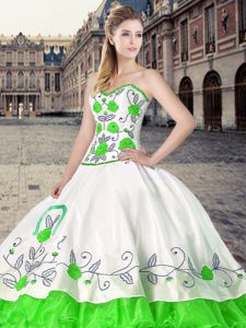 Hot Selling Organza Sweetheart Sleeveless Lace Up Embroidery and Ruffles Sweet 16 Dresses in Multi-color