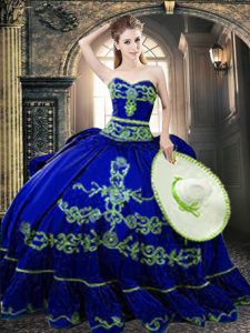 Taffeta Sweetheart Sleeveless Lace Up Embroidery Quinceanera Gowns in Royal Blue